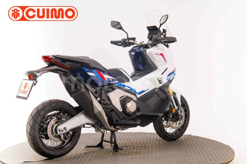 Honda X-ADV - Vista 4