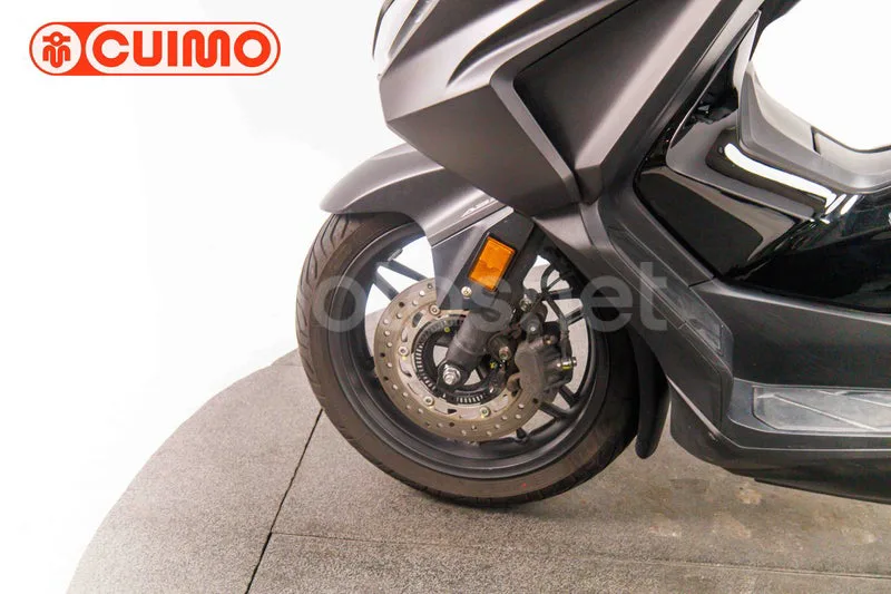 Honda Forza 125 - Vista 23