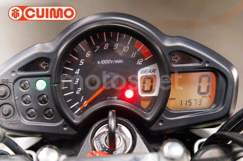 Suzuki Gladius 650 - Vista 24