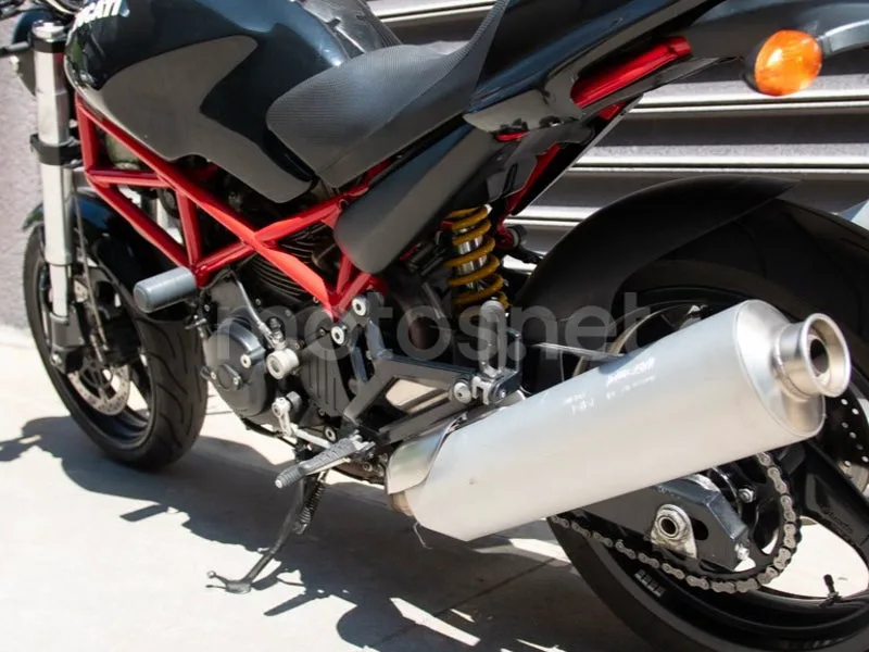 Ducati Monster 695 - Vista 14
