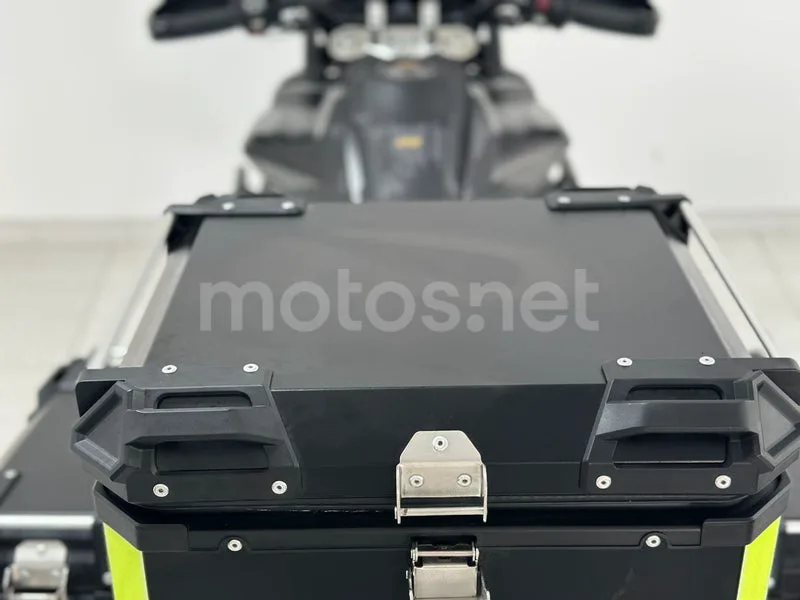 Voge 900DSX - Vista 11
