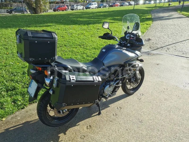Suzuki V-Strom 650XT - Vista 8