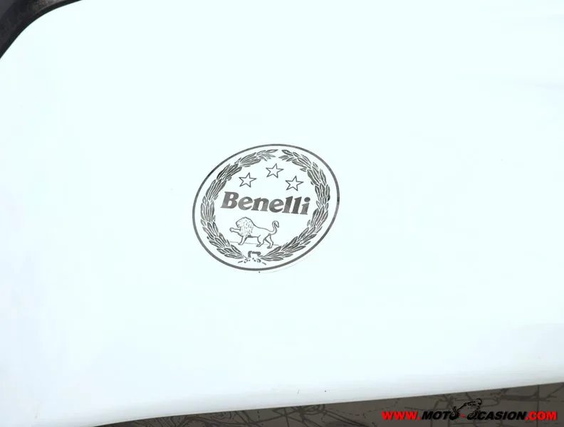 Benelli TRK 502 - Vista 9