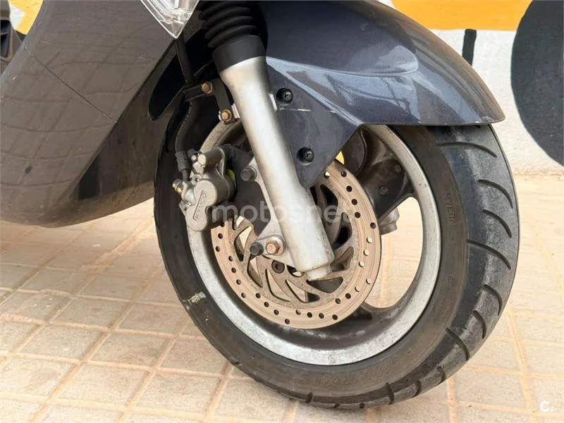 Kymco Grand Dink 125 - Vista 11