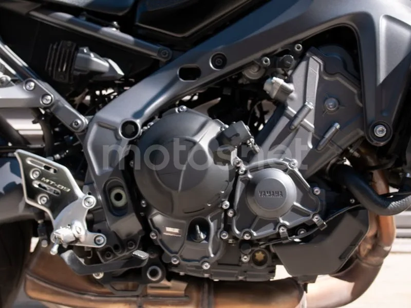 Yamaha MT-09 - Vista 5