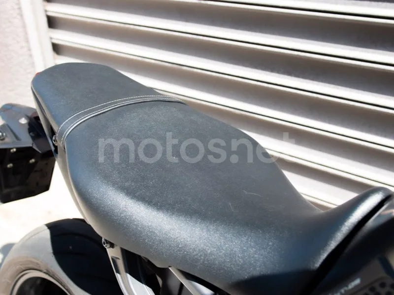 Yamaha MT-09 - Vista 10