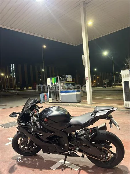 Yamaha YZF-R6 - Vista 3