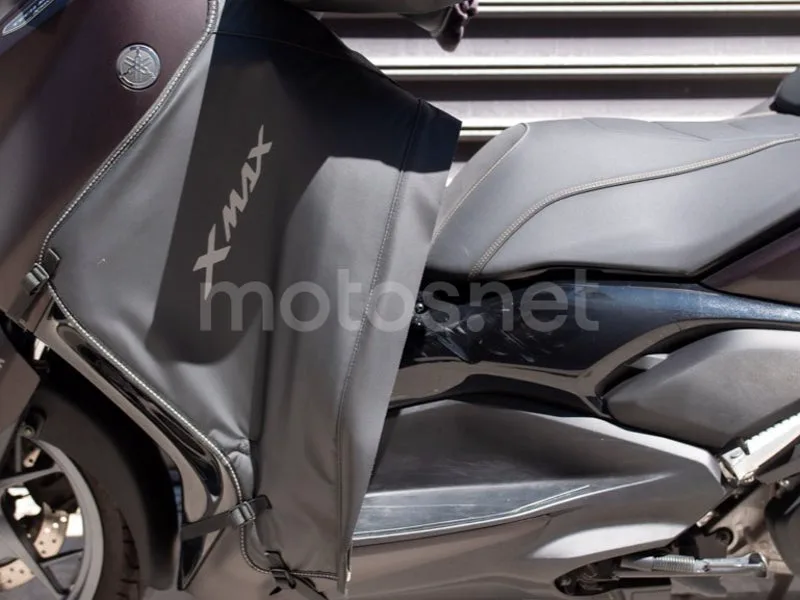 Yamaha XMAX 125 - Vista 14