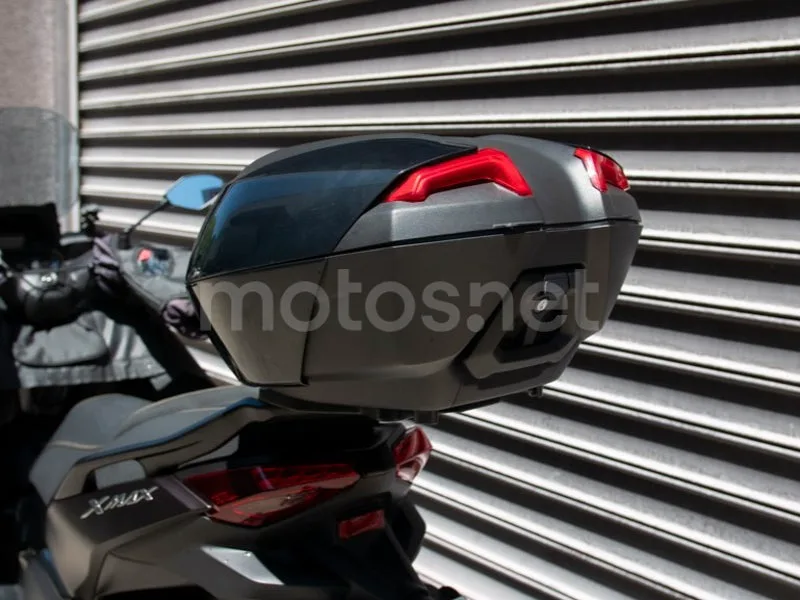 Yamaha XMAX 125 - Vista 20