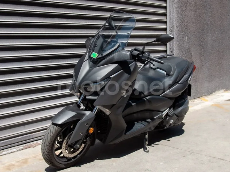 Yamaha XMAX 400 - Vista 13