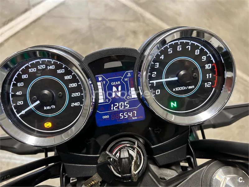 Kawasaki Z650 - Vista 5