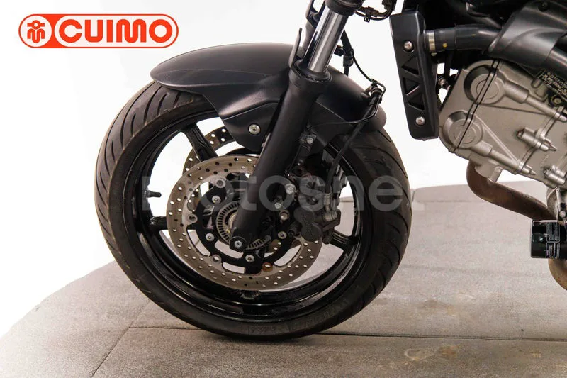 Suzuki SV650 - Vista 21