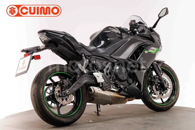 Kawasaki Ninja 650 - Vista 4