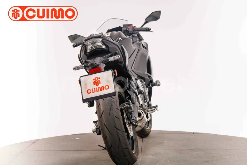 Kawasaki Ninja 650 - Vista 5