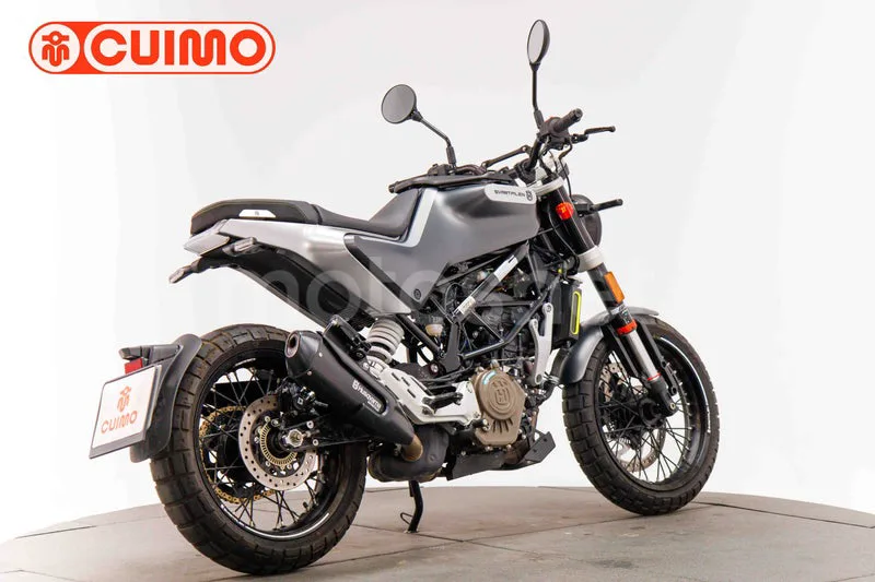 Husqvarna Svartpilen 125 - Vista 4