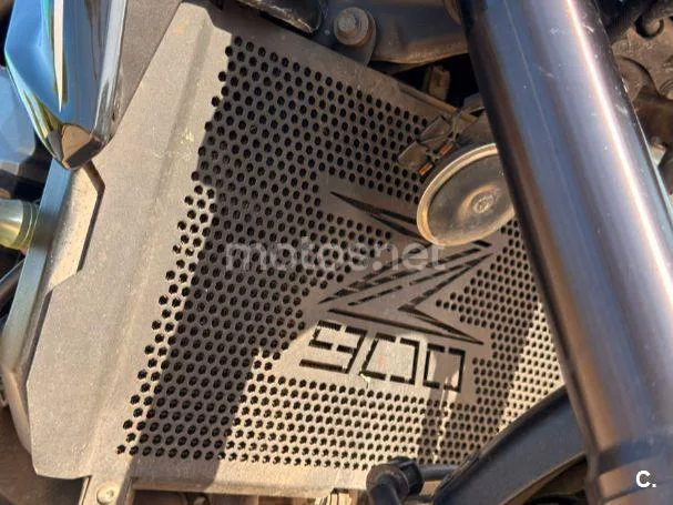 Kawasaki Z900 - Vista 10