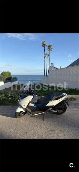 Honda Forza 125 - Vista 3