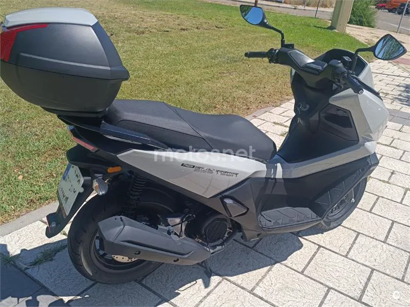 Kymco Sky Town 125 - Vista 4