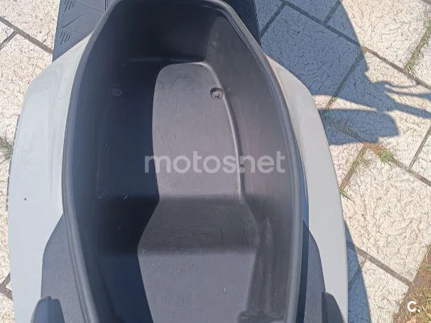 Kymco Sky Town 125 - Vista 10