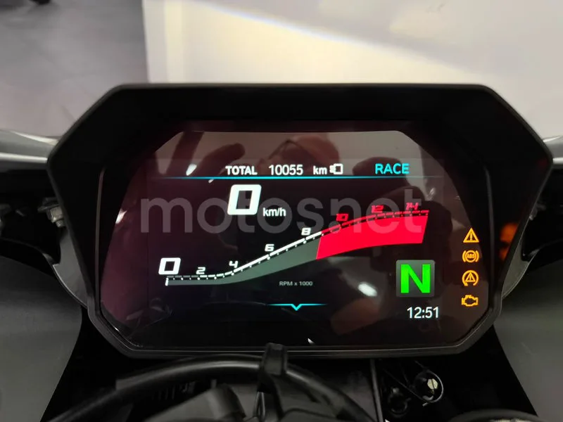 BMW S 1000 RR - Vista 19