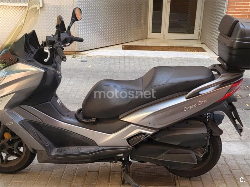 Kymco Grand Dink 300 - Vista 4