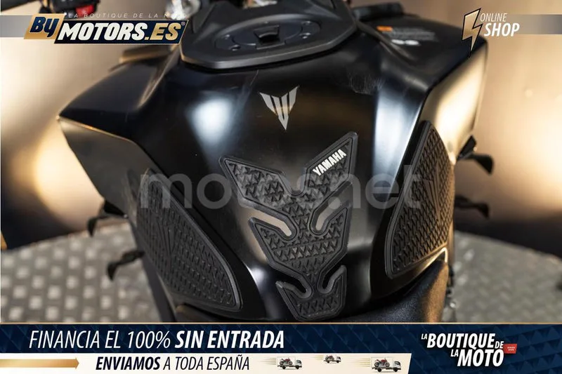 Yamaha MT-09 - Vista 19