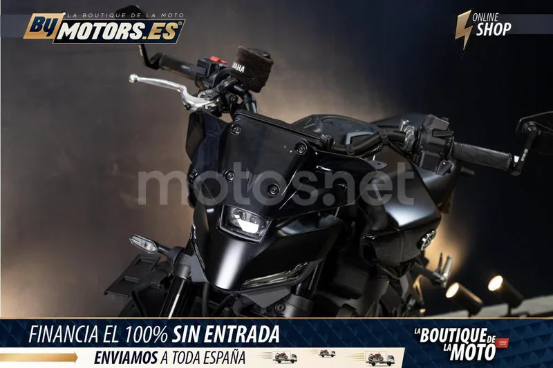 Yamaha MT-09 - Vista 8