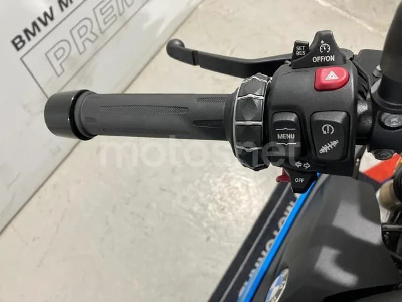 BMW S 1000 R - Vista 7