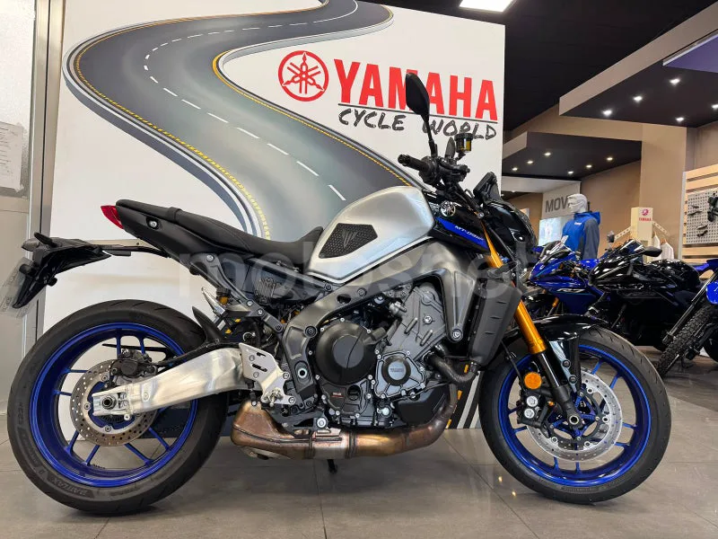 Yamaha MT-09 8399 € 2023 Madrid - 1