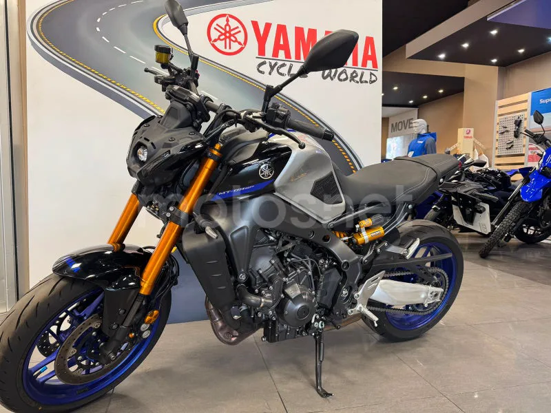 Yamaha MT-09 - Vista 4