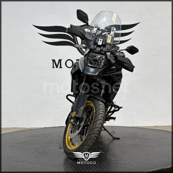 Suzuki V-Strom 1050 - Vista 4