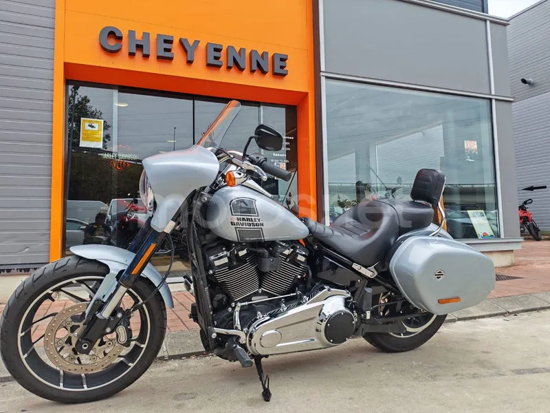 Harley-Davidson Sport Glide - Vista 10