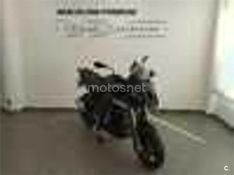 BMW S 1000 XR - Vista 4