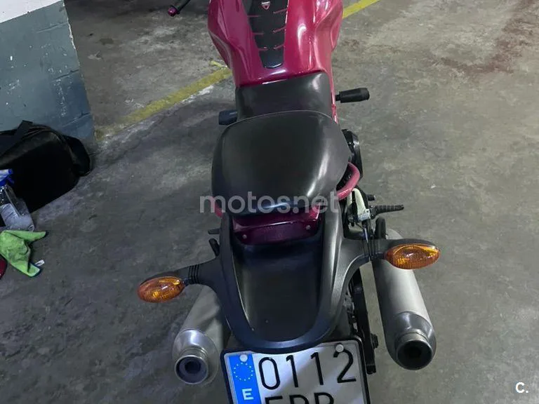 Ducati Monster 695 - Vista 3