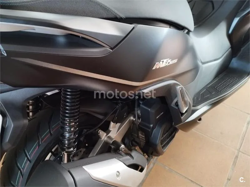 QJ Motor MTX 125 - Vista 6