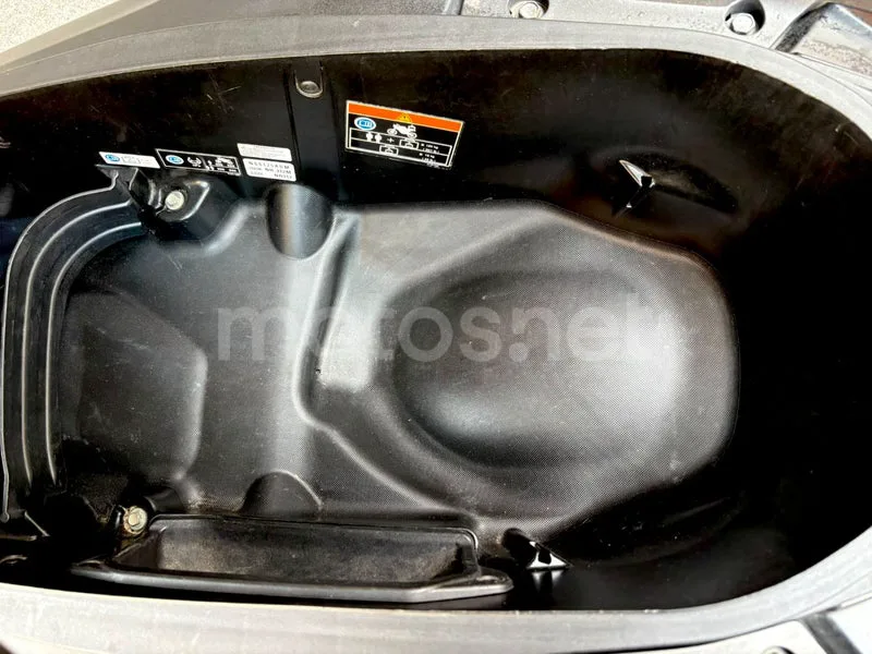Honda Forza 125 - Vista 6