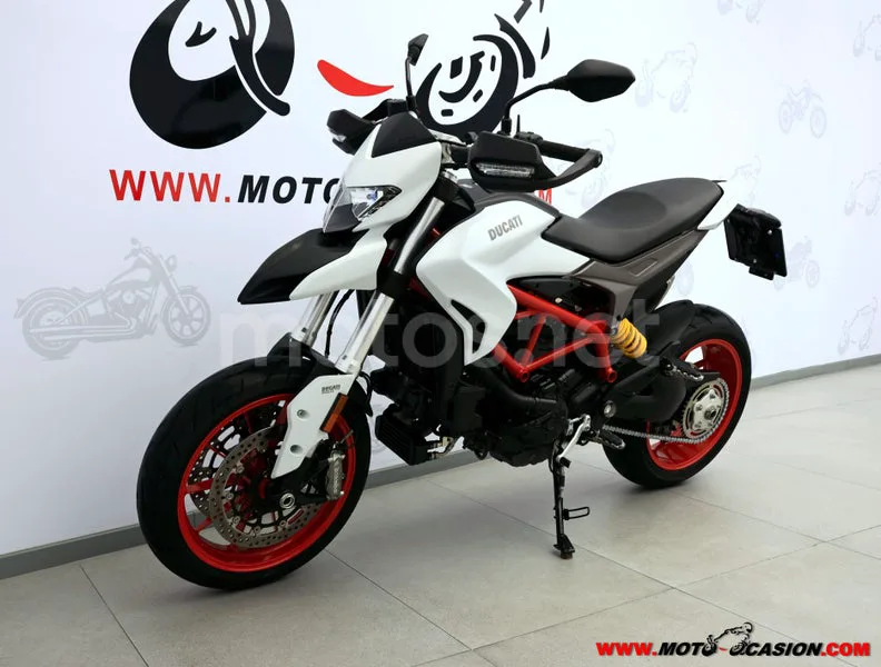 Ducati Hypermotard 939 - Vista 15