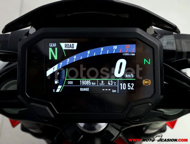 Kawasaki Z900 - Vista 6