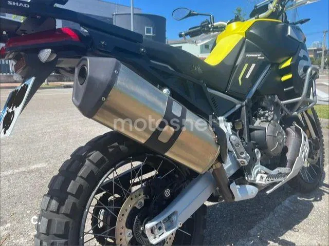 Aprilia Tuareg 660 - Vista 3