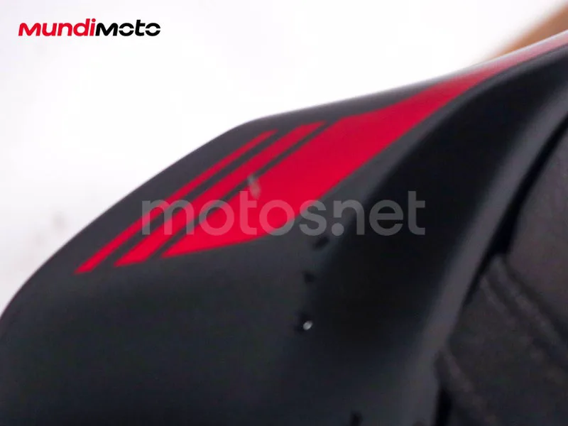 Kawasaki Z900 - Vista 18