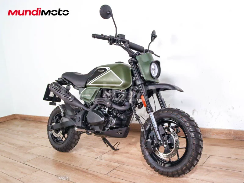 Brixton Crossfire 125 2299 € 2021 Madrid - 2