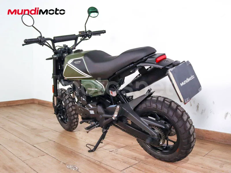 Brixton Crossfire 125 - Vista 8