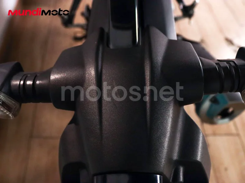Yamaha MT-125 - Vista 20