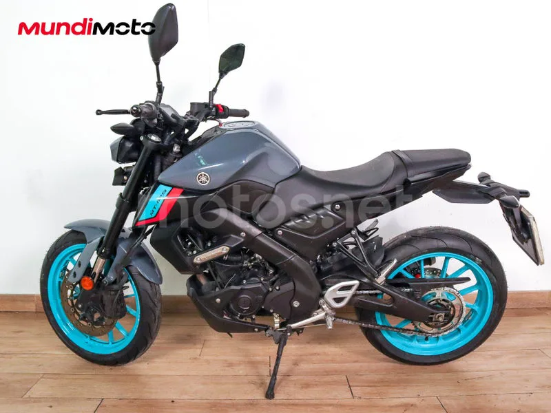 Yamaha MT-125 - Vista 6