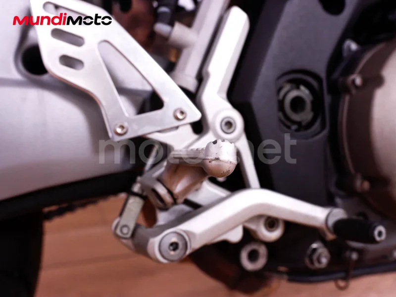 Aprilia Shiver 750 - Vista 50