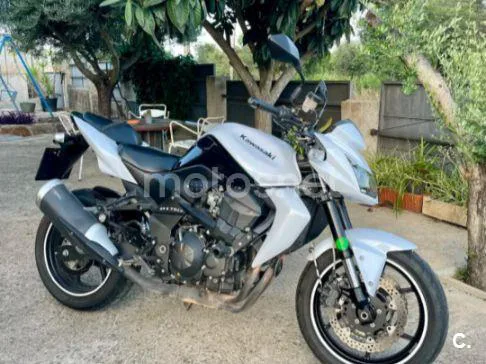 Kawasaki Z750 - Vista 5
