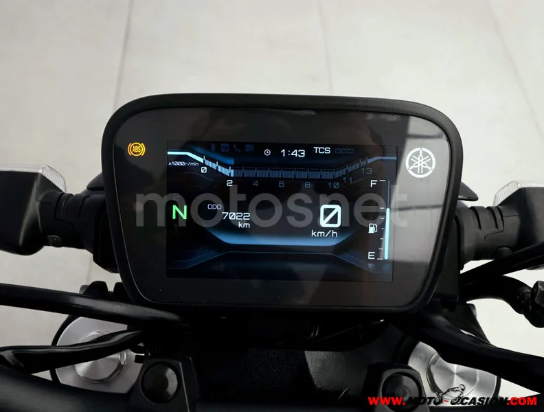 Yamaha MT-125 - Vista 6