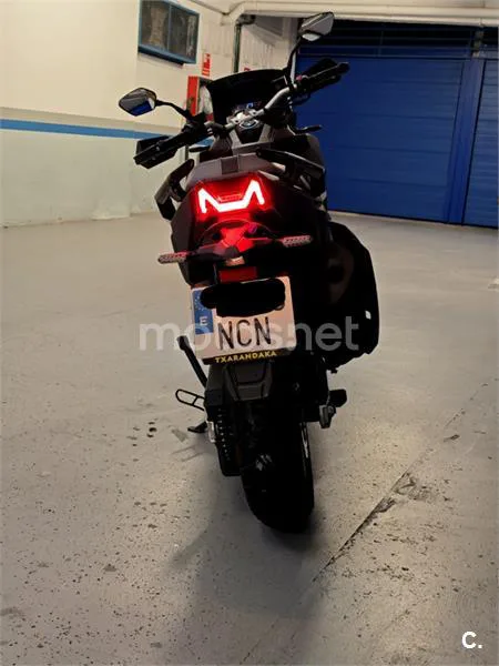 SYM ADXTG 400 - Vista 11