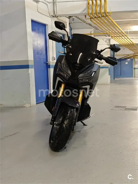 SYM ADXTG 400 - Vista 4