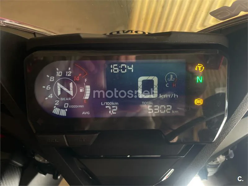 Honda CBR650R - Vista 5